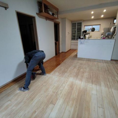 リフォーム／無垢床研磨　〈北群馬郡榛東村〉 アイキャッチ画像